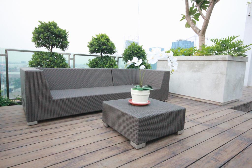 Harvia Suites Kebon Jeruk Jakarta Buitenkant foto