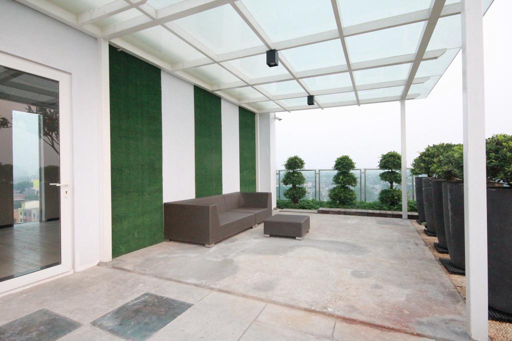 Harvia Suites Kebon Jeruk Jakarta Buitenkant foto