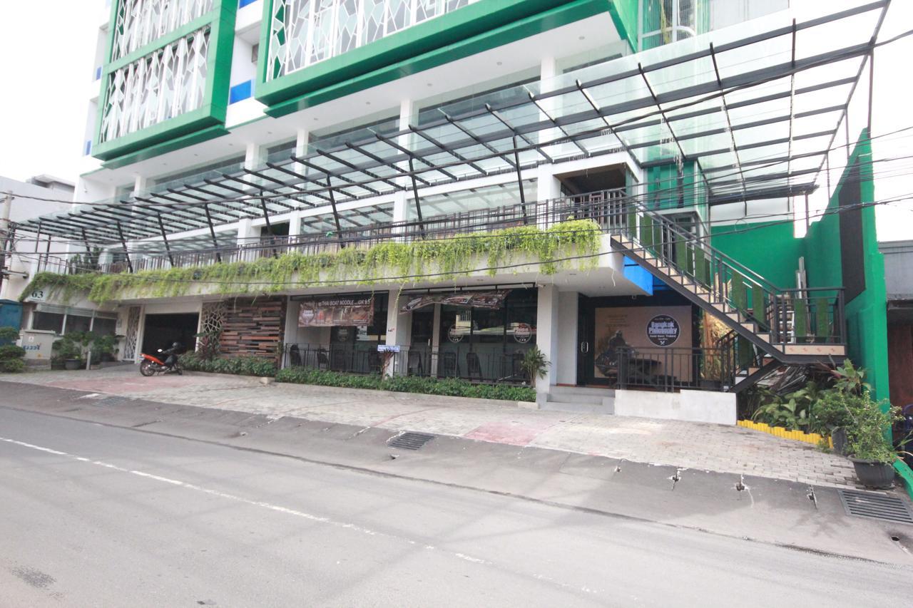 Harvia Suites Kebon Jeruk Jakarta Buitenkant foto