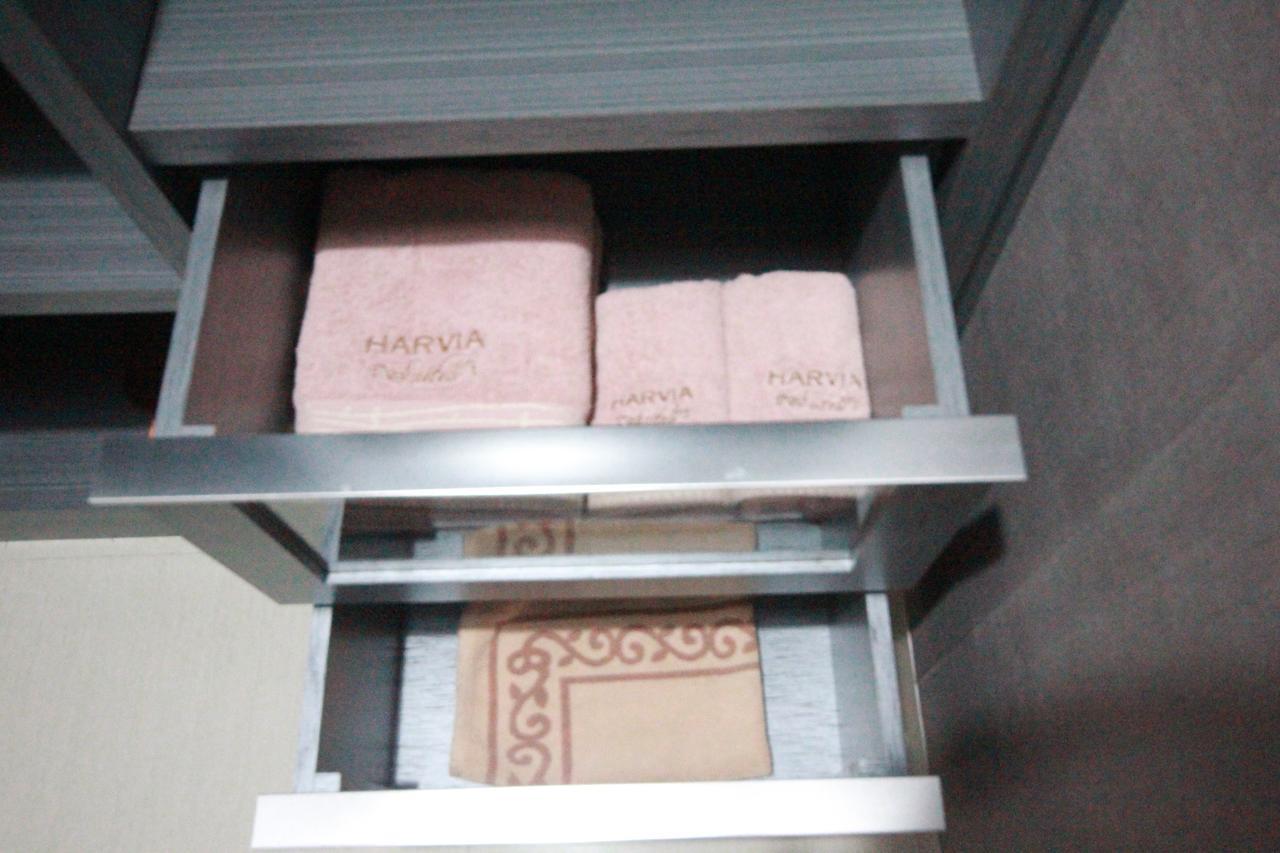 Harvia Suites Kebon Jeruk Jakarta Buitenkant foto